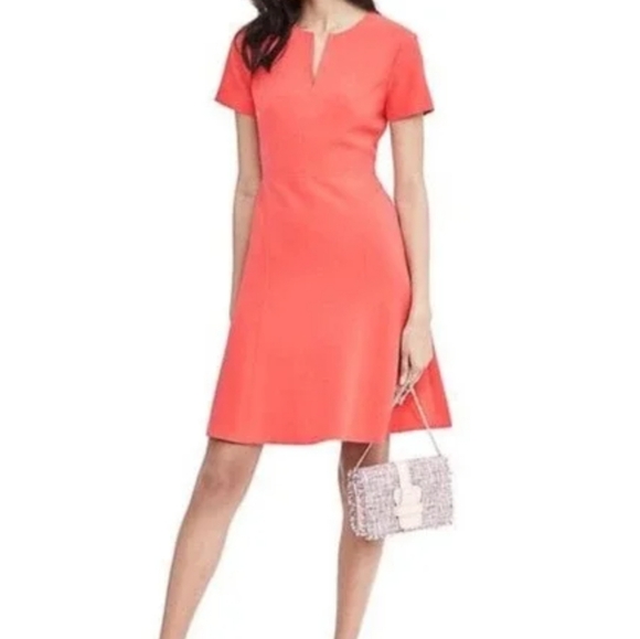 NWT BANANA REPUBLIC || size 8 - Picture 1 of 2